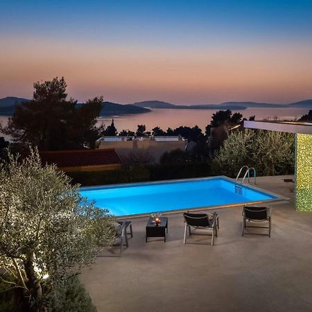 Villa Tela With Pool Žaborić Exteriér fotografie