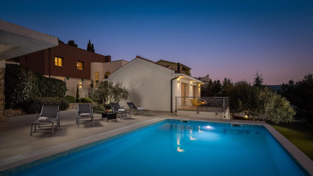 Villa Tela With Pool Žaborić Exteriér fotografie