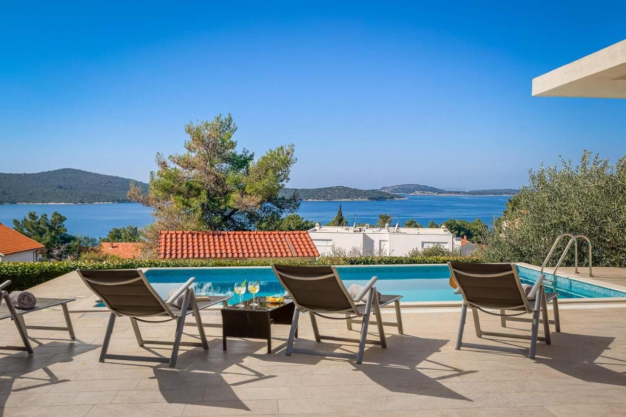 Villa Tela With Pool Žaborić Exteriér fotografie
