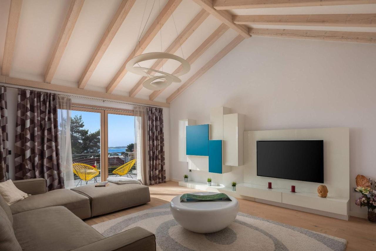 Villa Tela With Pool Žaborić Exteriér fotografie